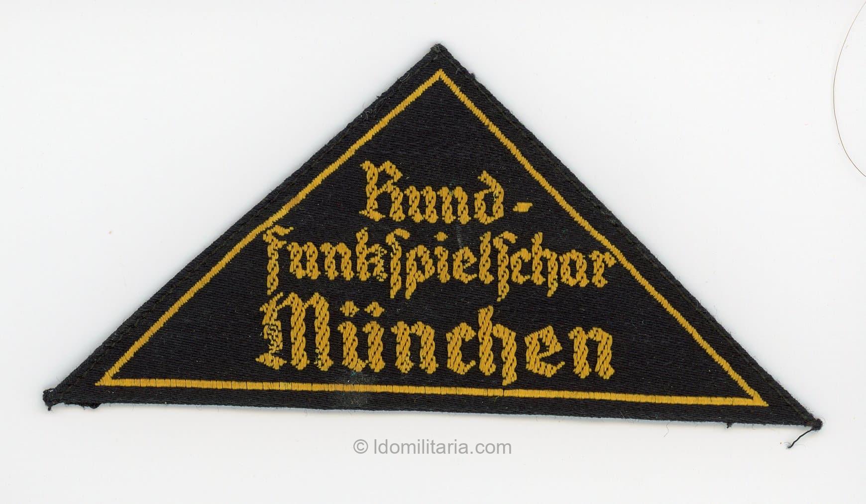 Very rare HJ district triangle Rundfunkspielschar München