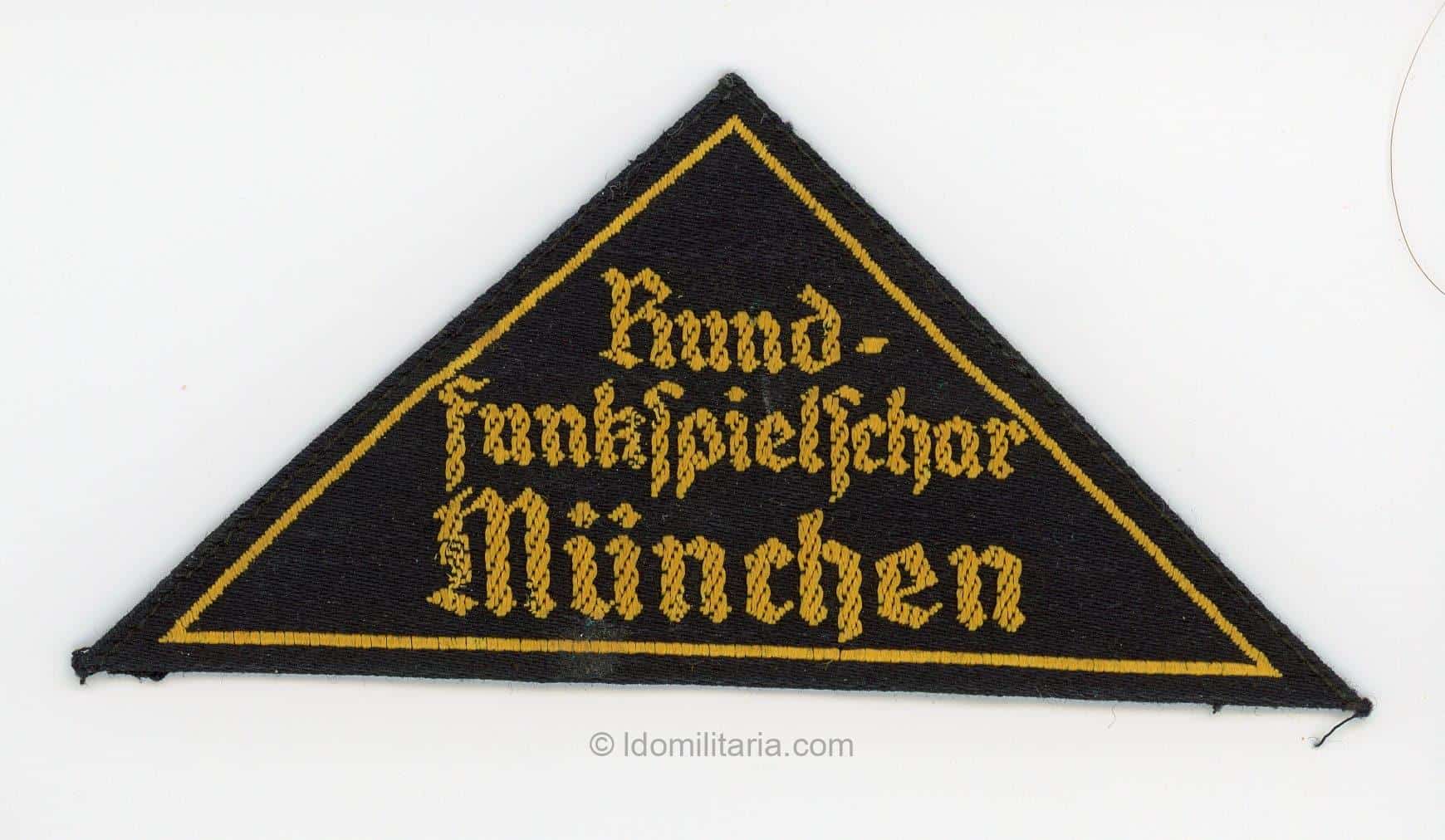 Very rare HJ district triangle Rundfunkspielschar München