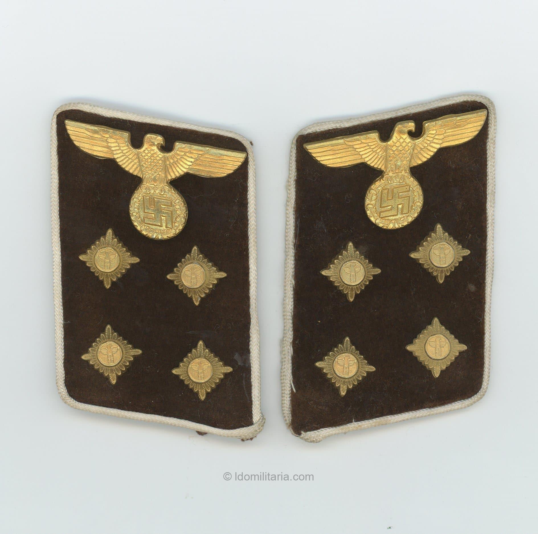 NSDAP Gemeinschaftsleiter collar tabs