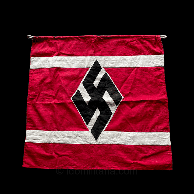 Small sized NSDStBflag