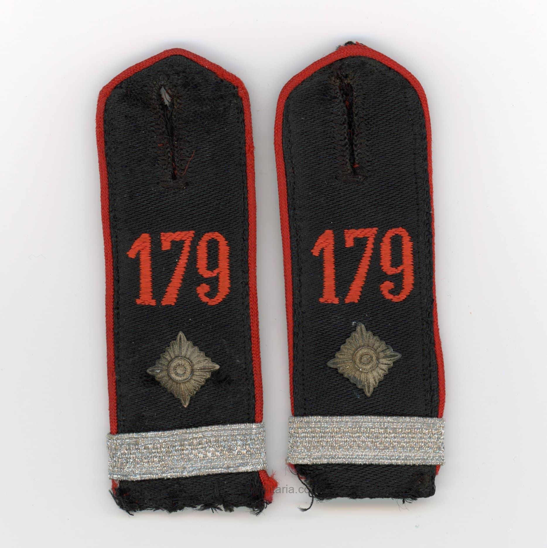 Slip-on Algemeine HJ shoulder boards Bahn 179 for Oberkameradschaftsführer - Grimma, Sachsen.