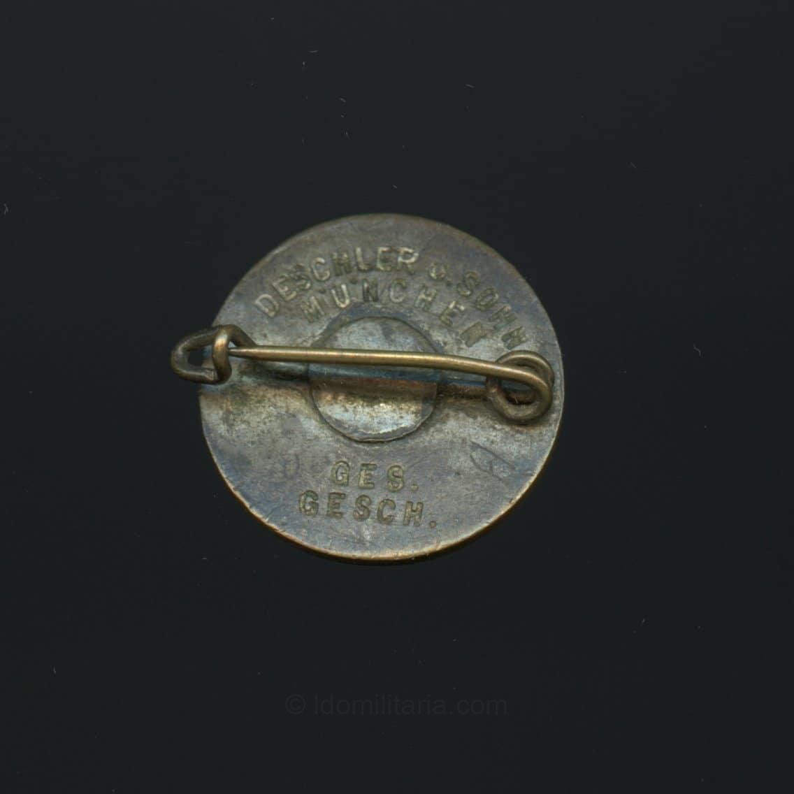 Early NSDAP membership badge full maker marked - Deschler & Sohn, München - Image 2