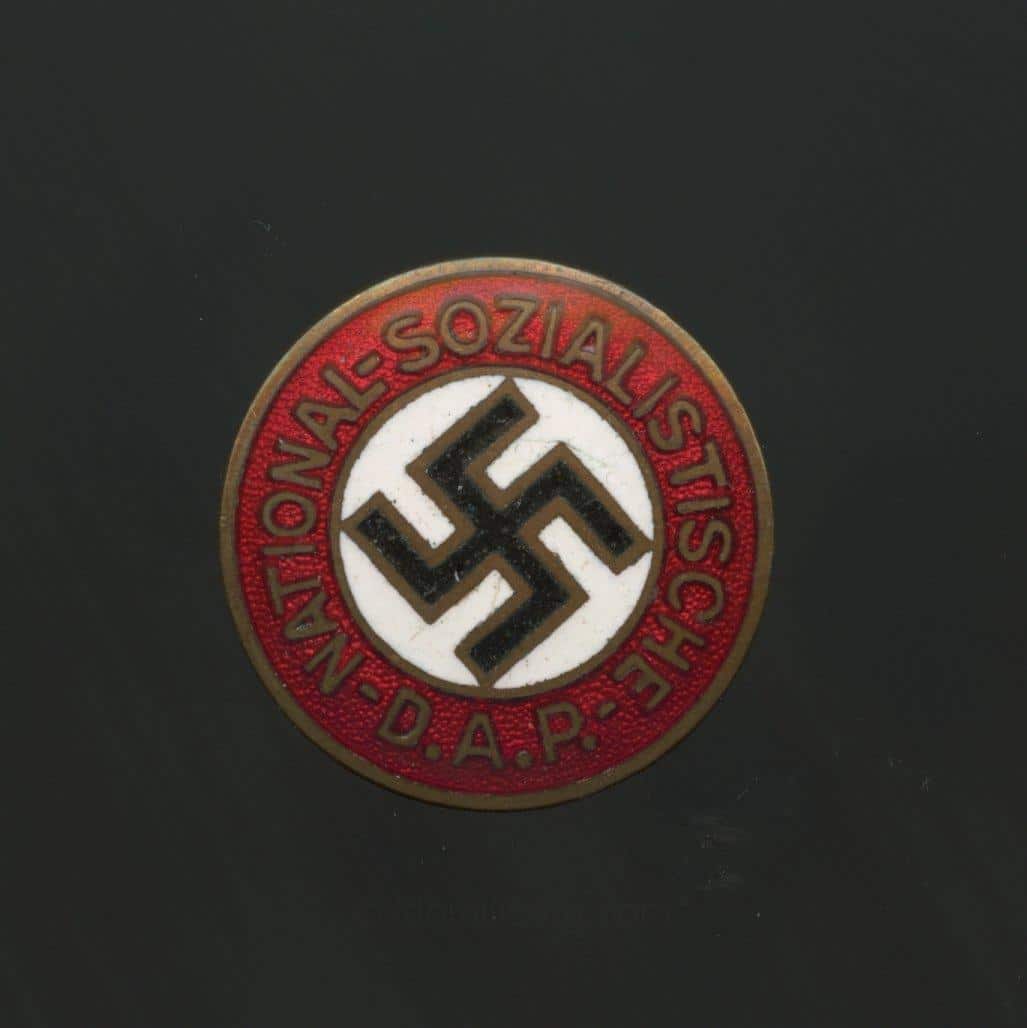 Early NSDAP Membership Badge - Assmann & Söhne, Lüdenscheid