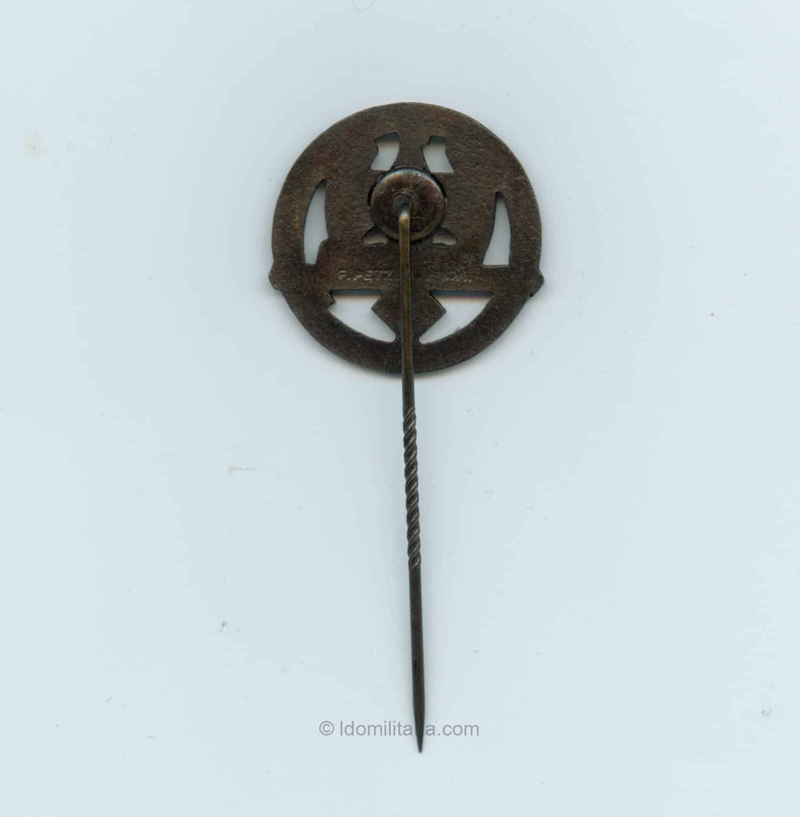 Waffenträger des Volkes stickpin - R. Petzel, Wien - Image 2