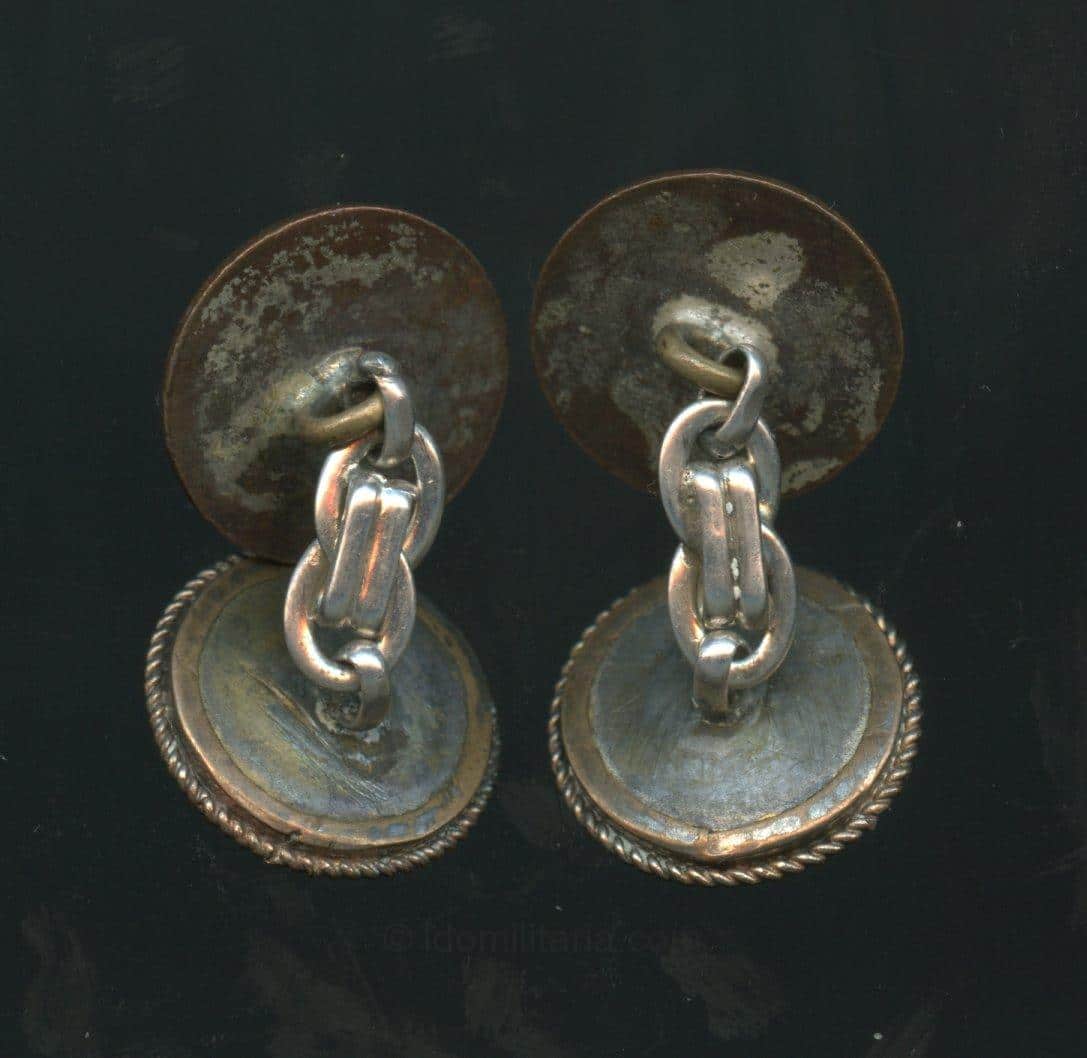 Bavarian NSDAP cufflinks with tradional enameled heraldic design - Image 2
