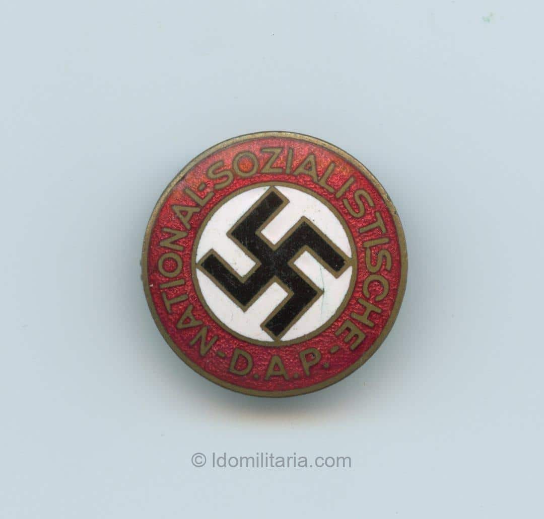 Early NSDAP membership badge - Steinhauer & Lück, Lüdenscheid