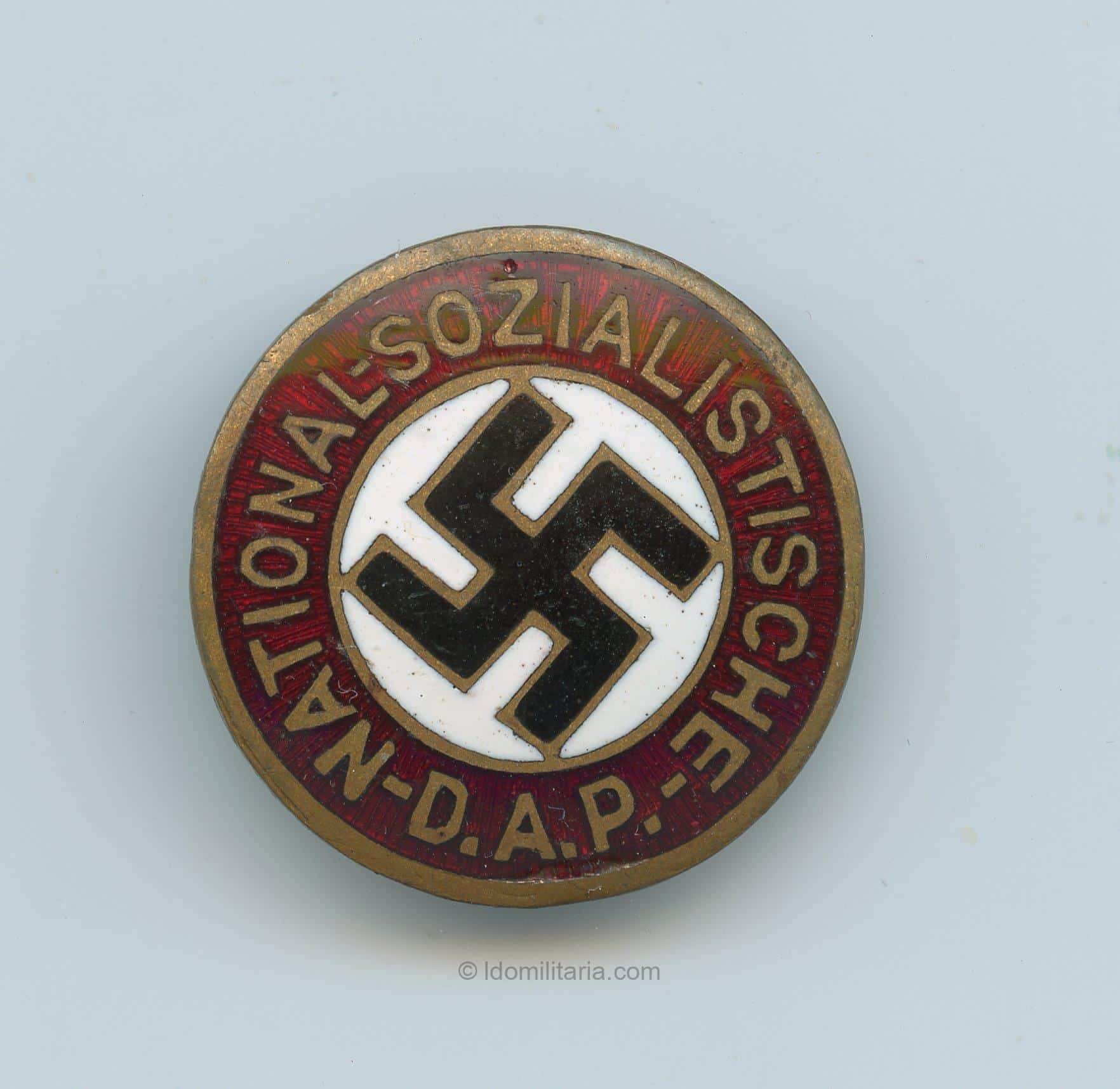 Rare NSDAP Membership badge sunray pattern - Rudolf Schanes, Wien