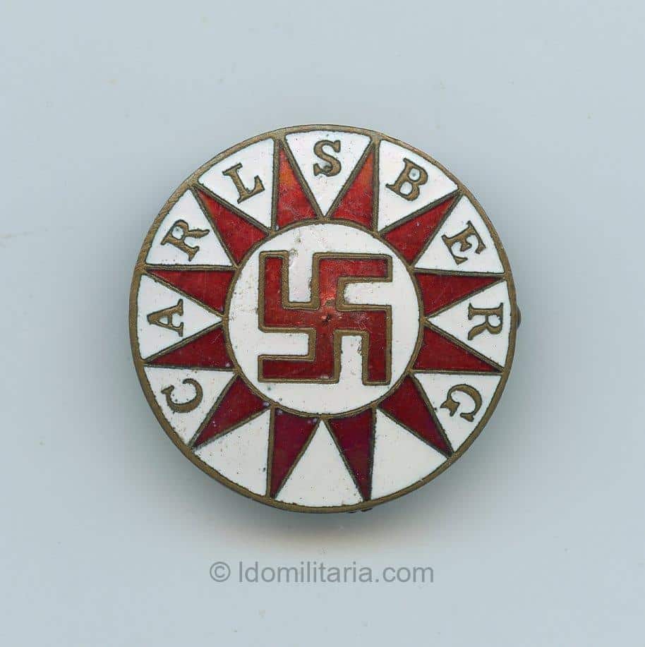 Danish Carlsberg enamel badge