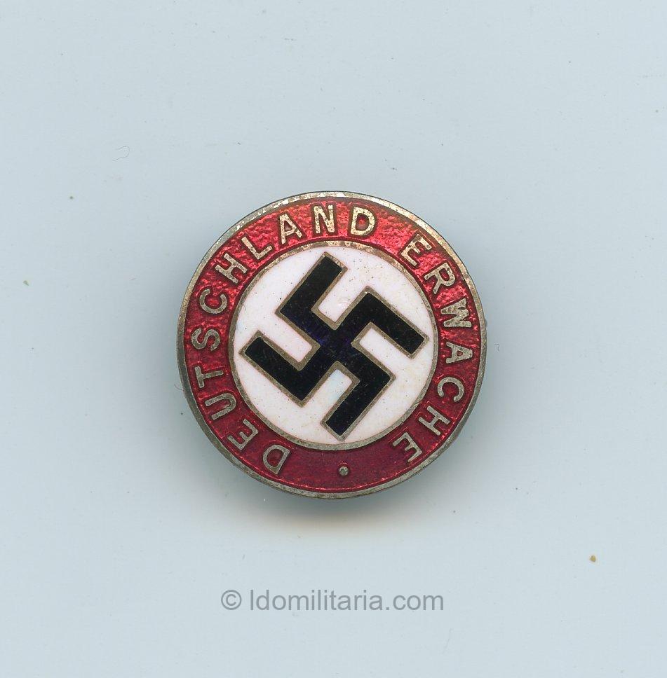 Deutschland Erwache Slogan Badge