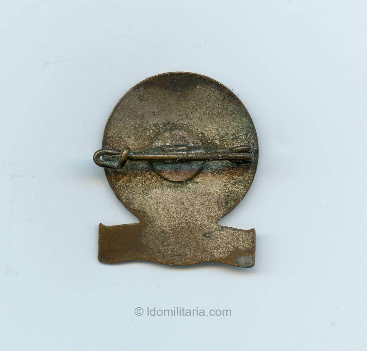 Rare Rheinbahn Düsseldorf badge. - Image 2