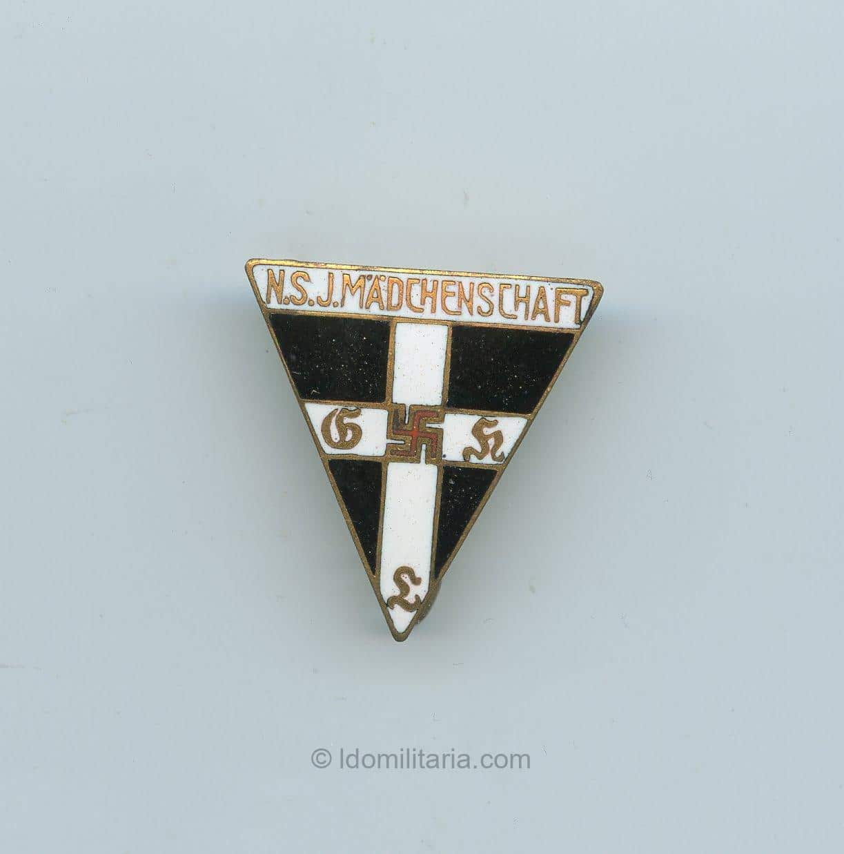 Rare N.S. Jungmädchenschaft membership badge - Gesc. Gesch.