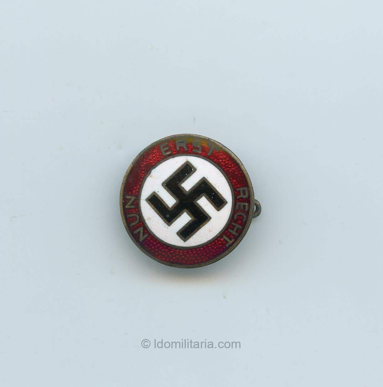 NSDAP Nun Erst Recht slogan badge - Ges. Gesch.