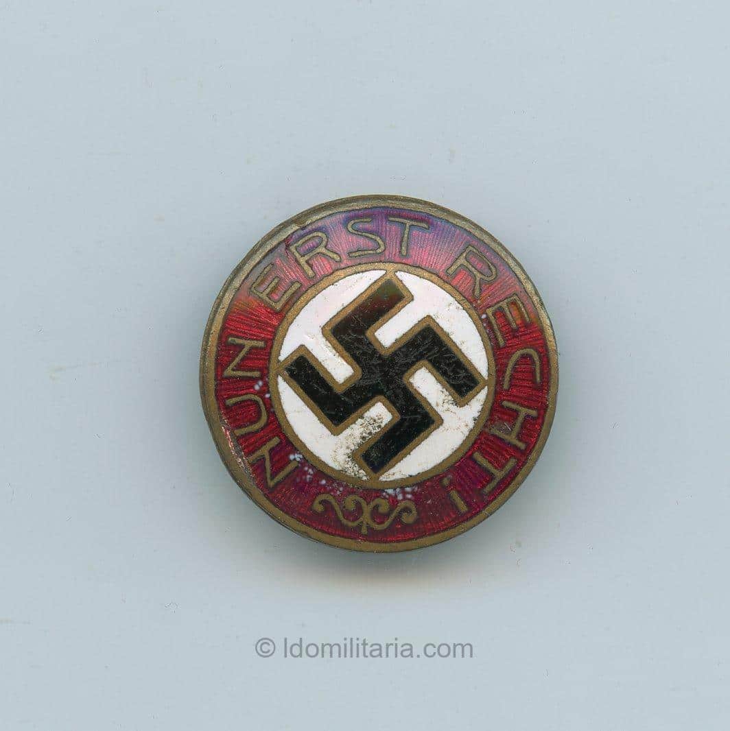 Rare NSDAP Nun Erst Recht Slogan badge - Rudolf Schanes, Wien