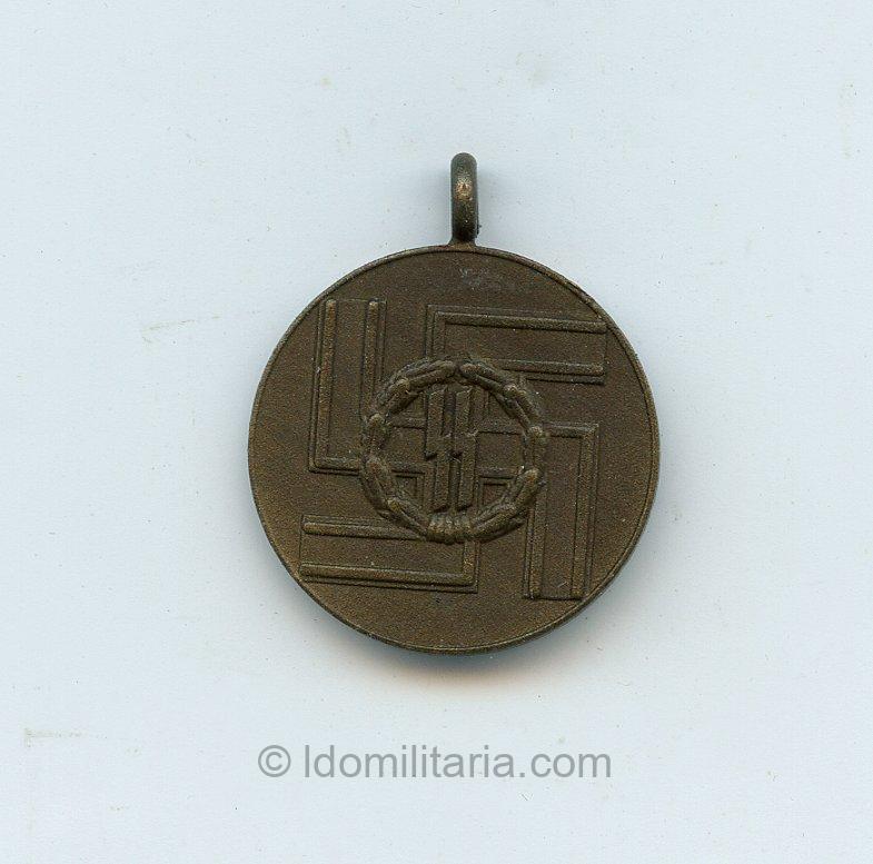 8 Year SS Loyal Service Miniature