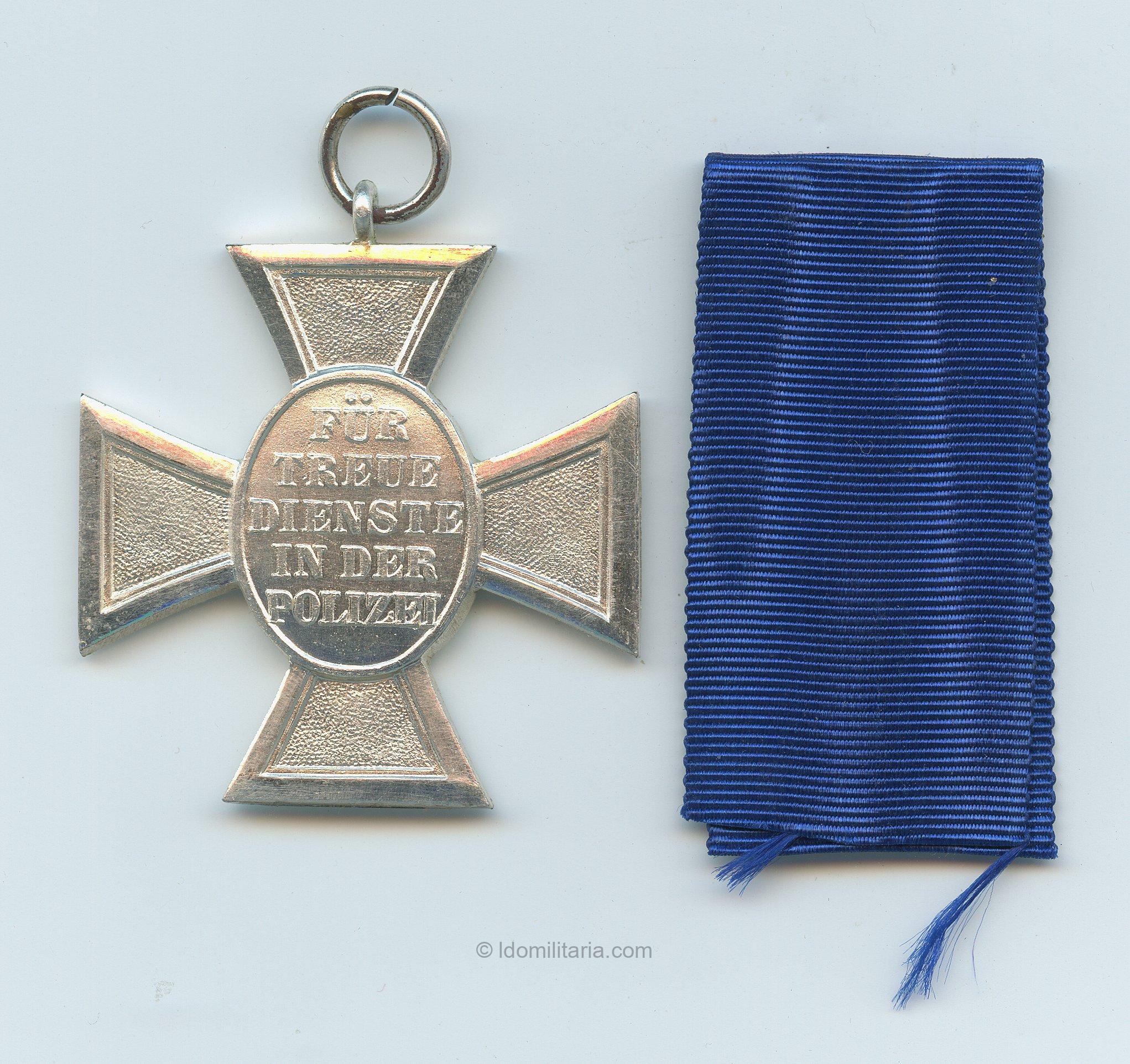 Police 12 year service medal marked '16' - Alois Rettenmaier, Schwäbisch-Gmünd - Image 2