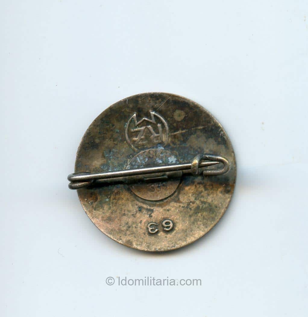 Transitional NSDAP Membership badge ''63'' - Steinhauer & Lück, Lüdenscheid - Image 2