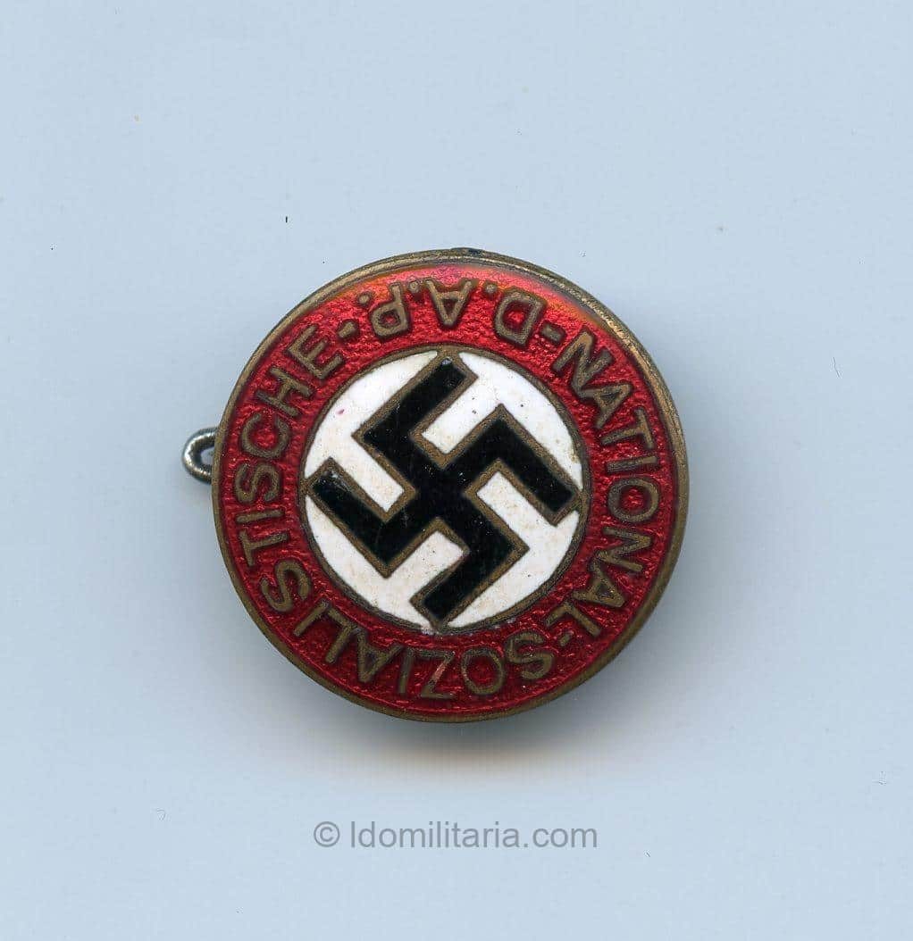 Early full maker NSDAP Membership Badge - Boerger & Co., Berlin