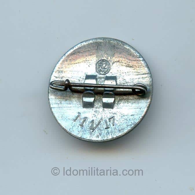 Late war zinc NSDAP Membership badge – F.W Assmann u. Söhne - Image 2