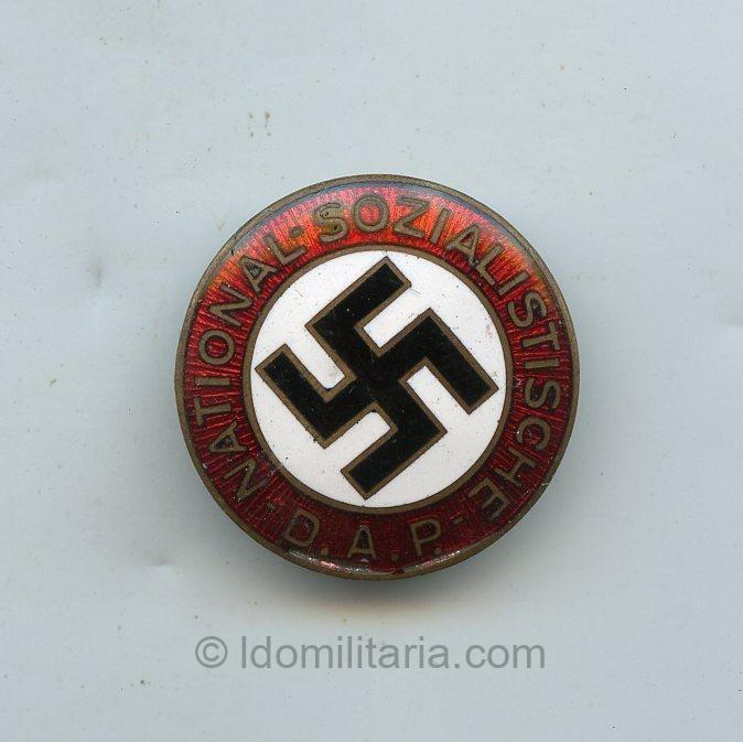 NSDAP Membership badge ''Sunray'' - Ges. Gesch.