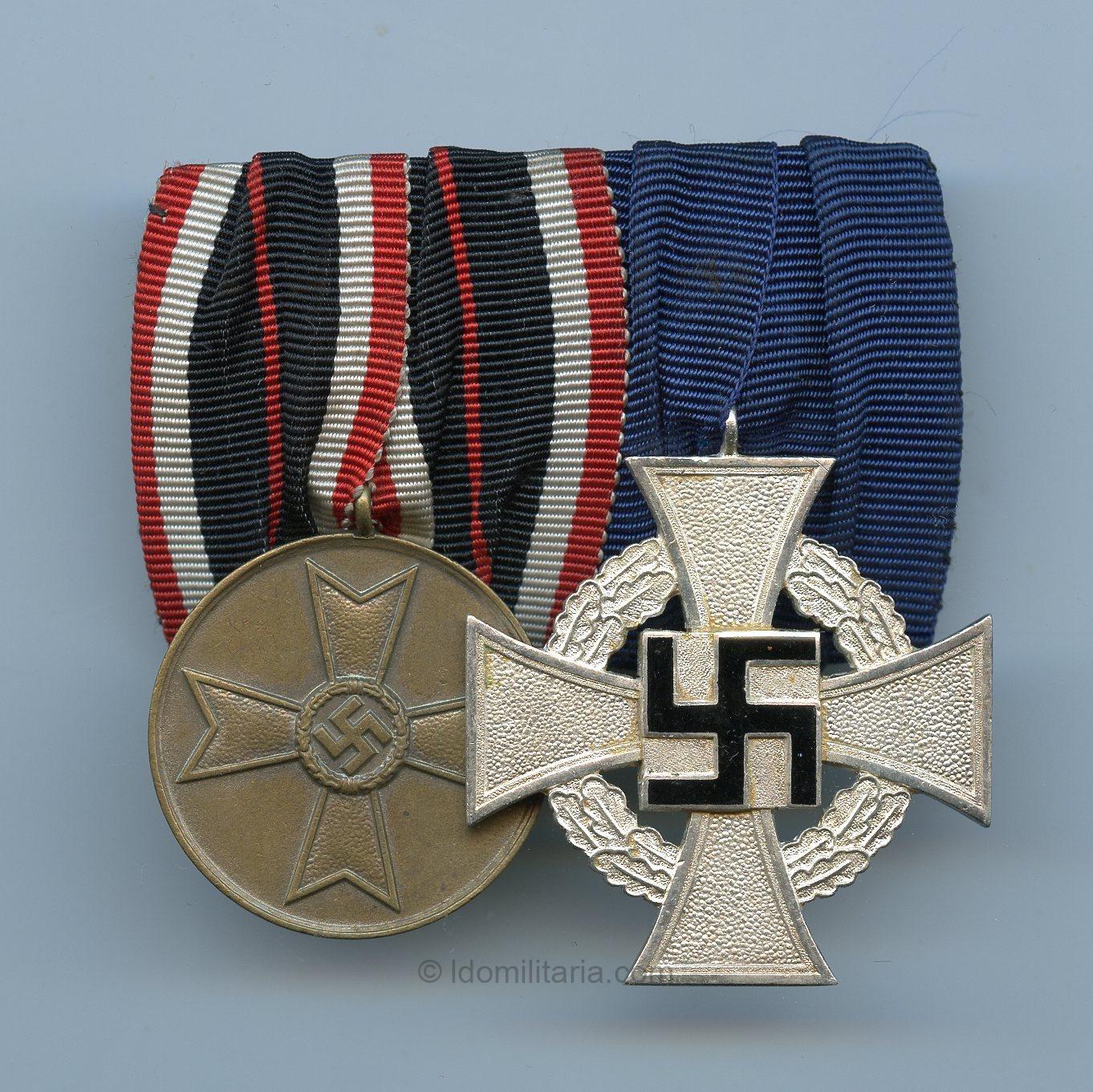 Two piece service medal bar