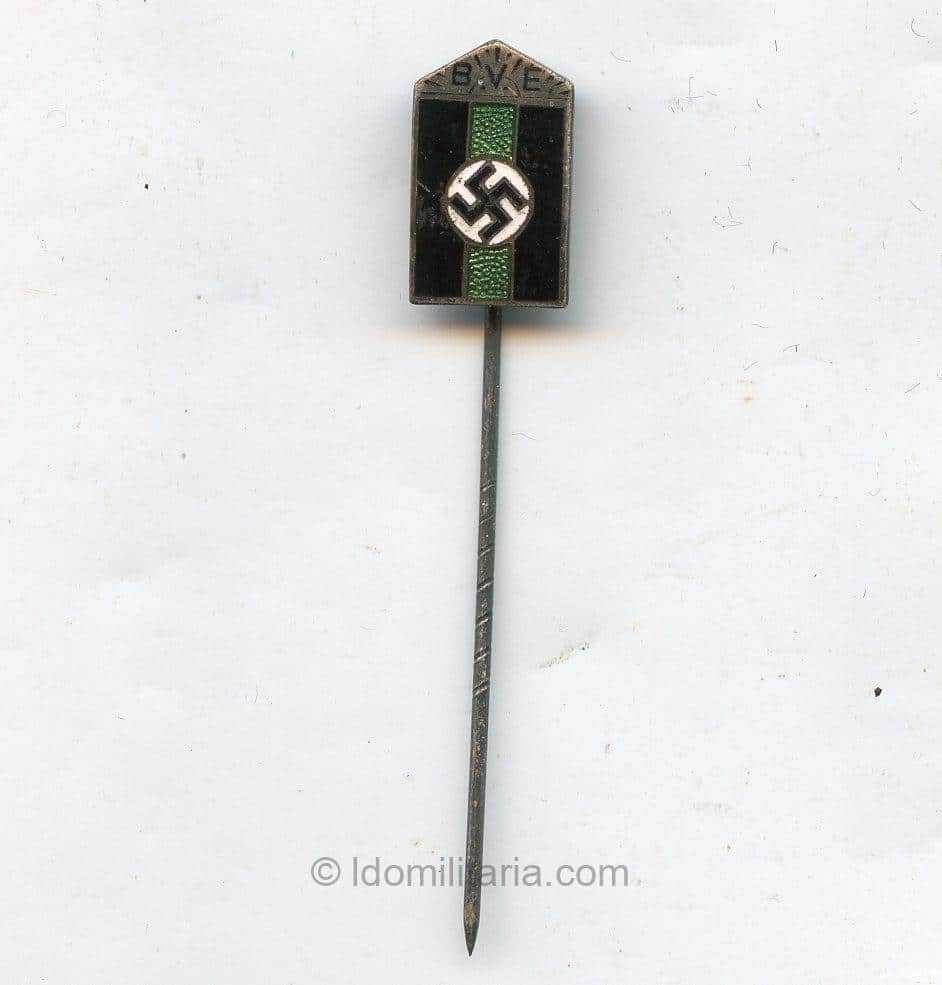Unknown B.V.E. Stickpin