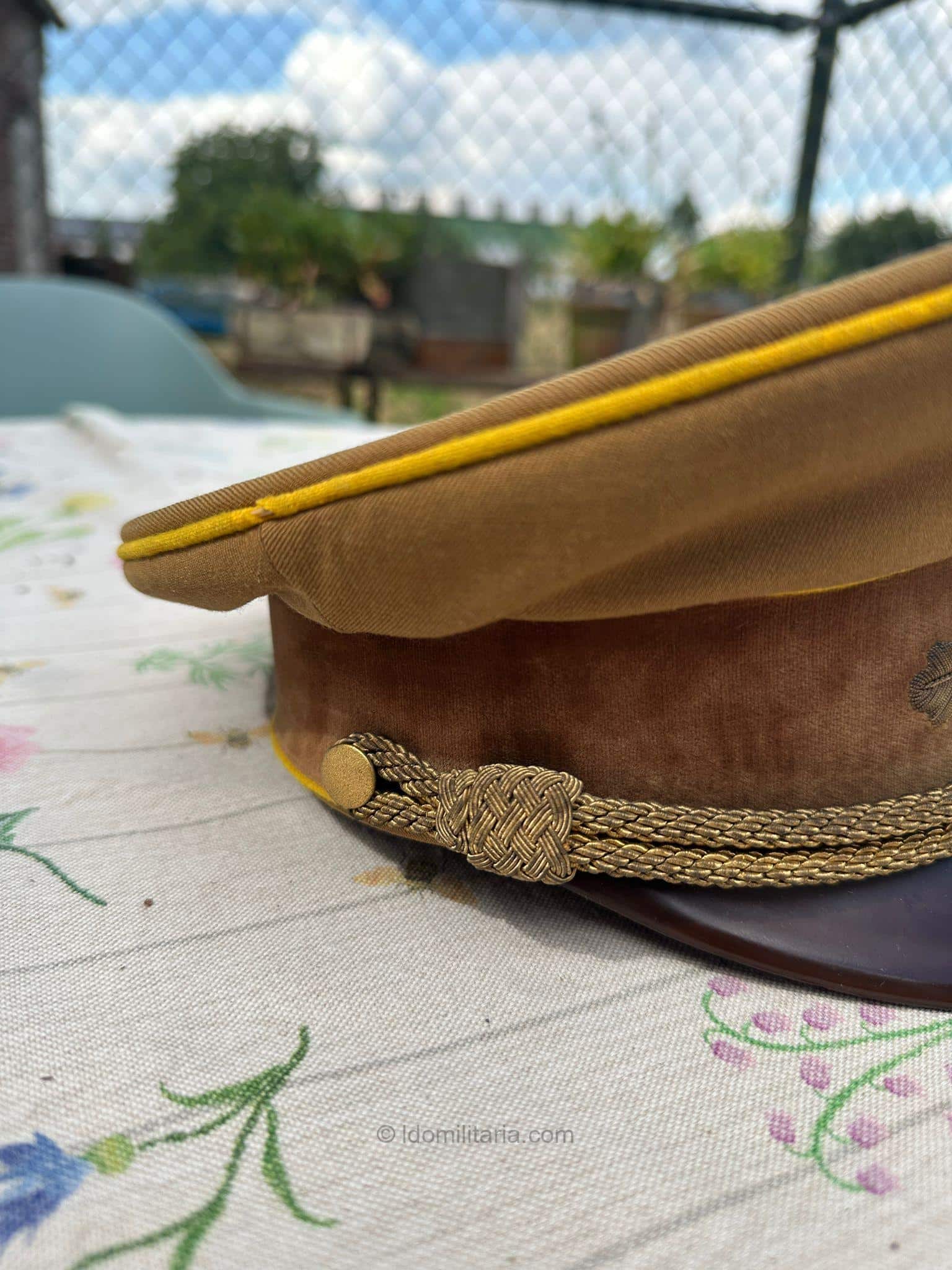 Extremely rare NSDAP Reichsleitung Visor Cap with Direct embroidered Oakleafs by August Müller - Image 11