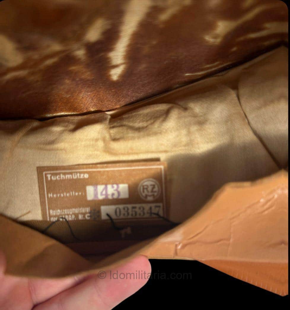 Extremely rare NSDAP Reichsleitung Visor Cap with Direct embroidered Oakleafs by August Müller - Image 10