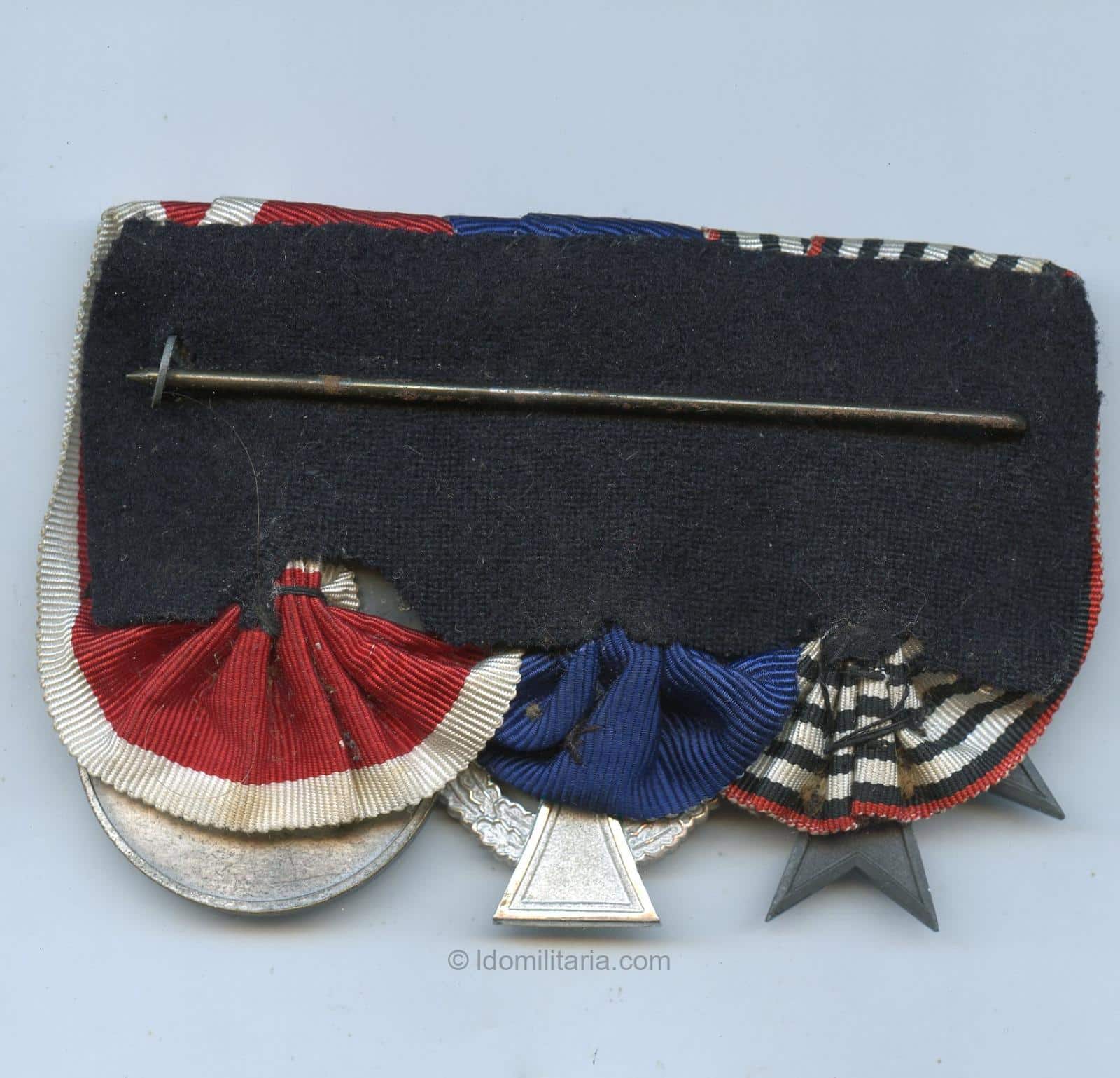 Three-piece medal bar - Image 2