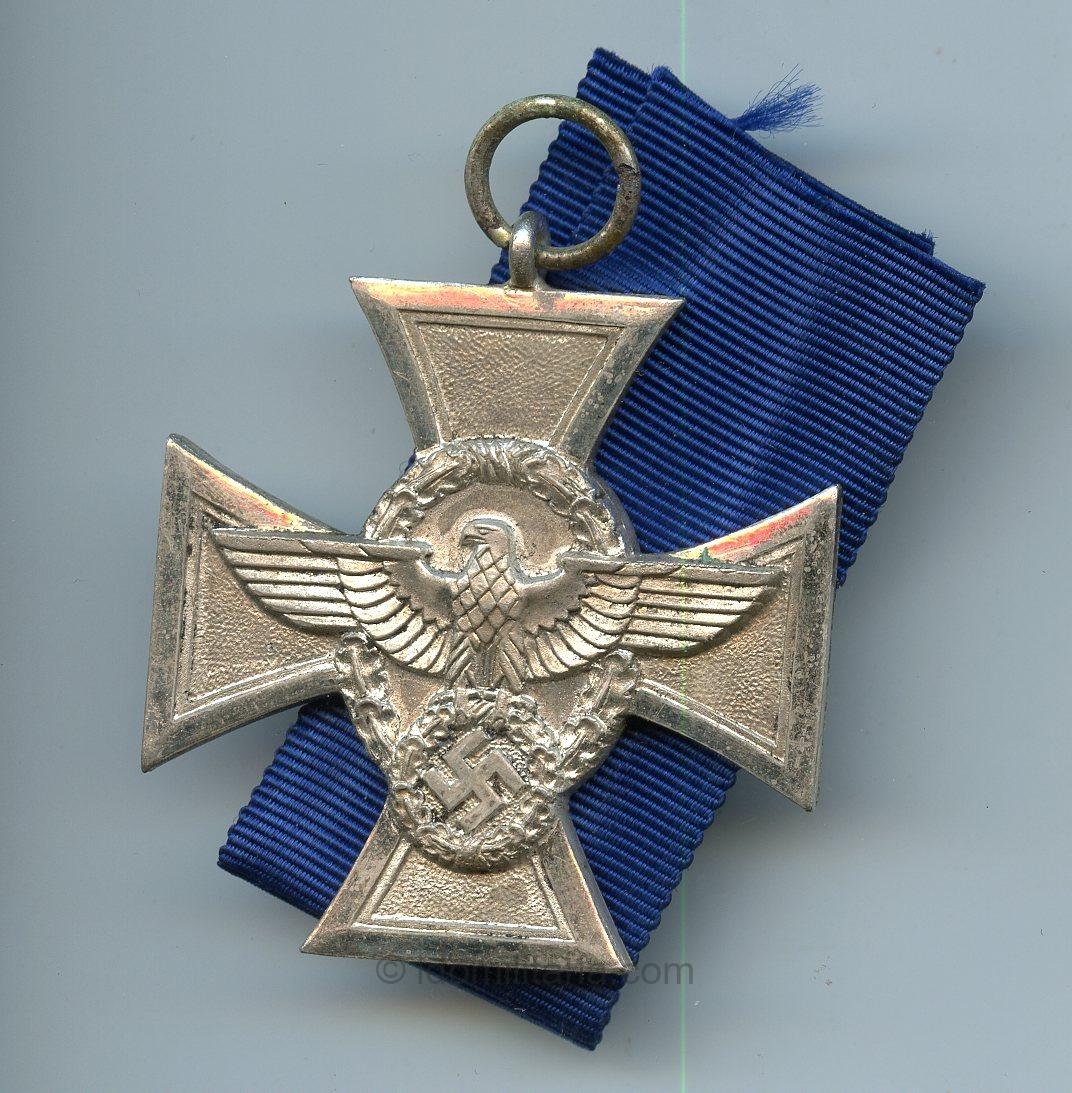 18 year police service medal - unmarked