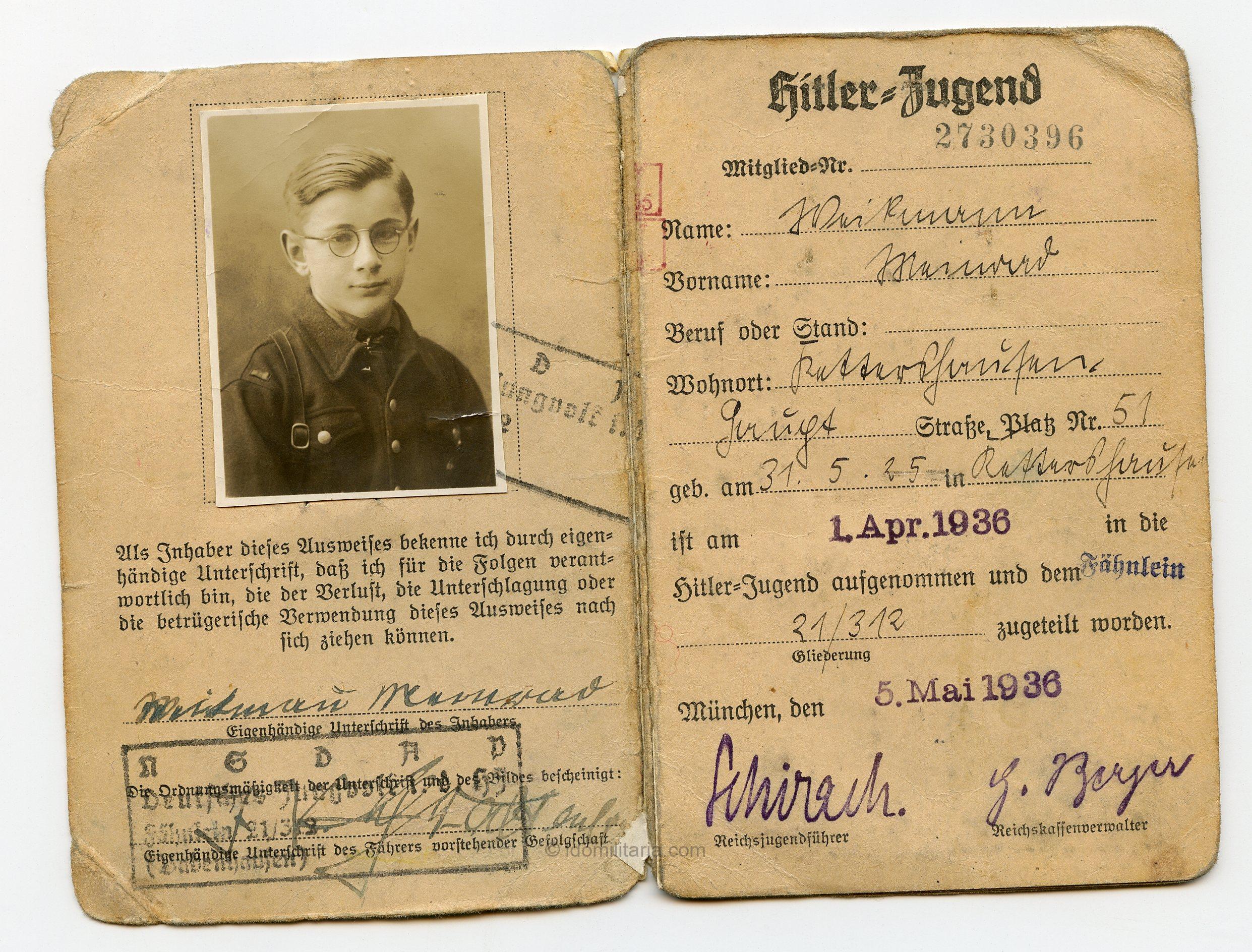 HJ Membership ID lot with shoulder board - Image 4