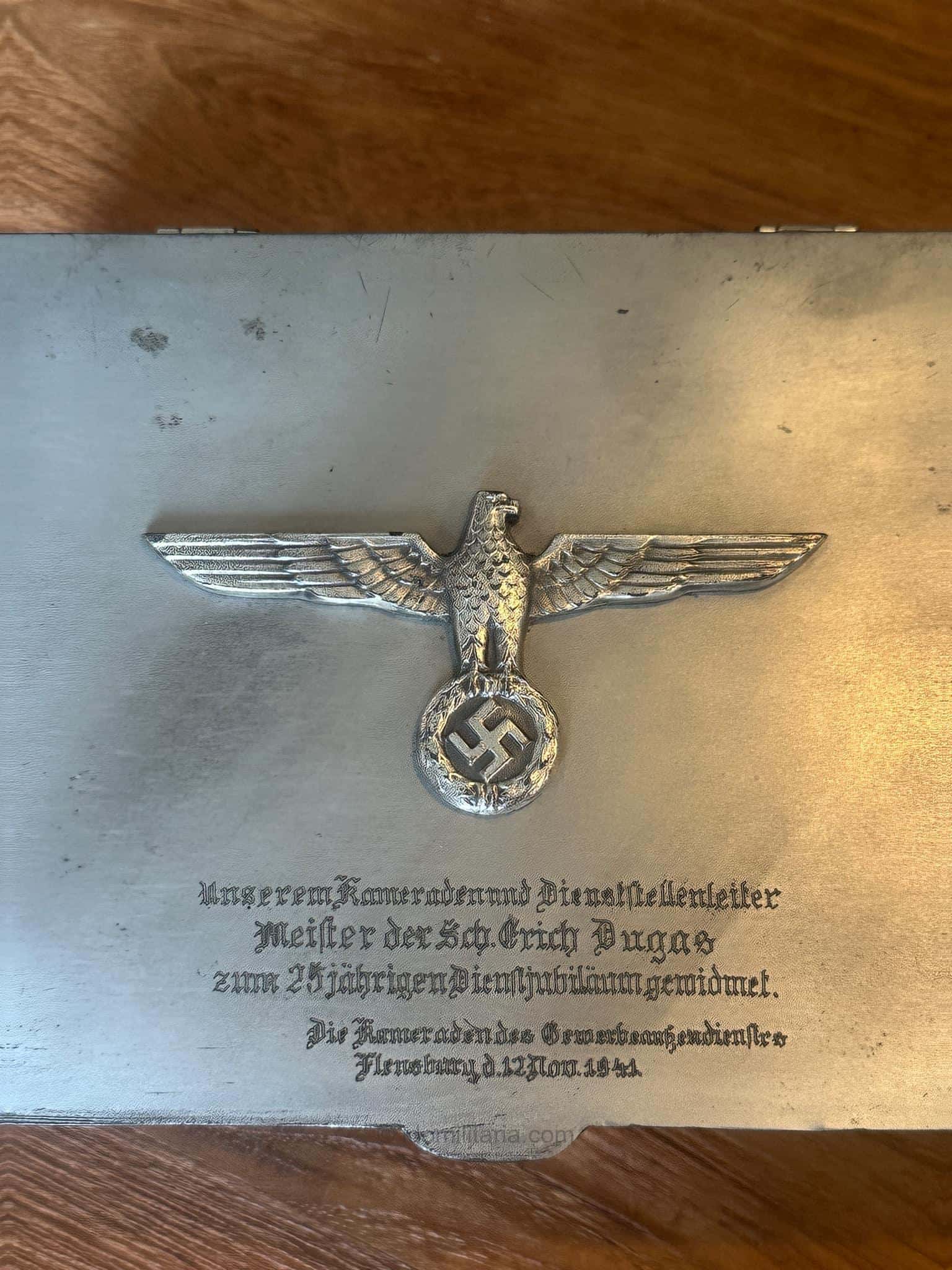 Police 25 year loyal service presentation box to Dienststellenleiter Erich Dugas - Image 2