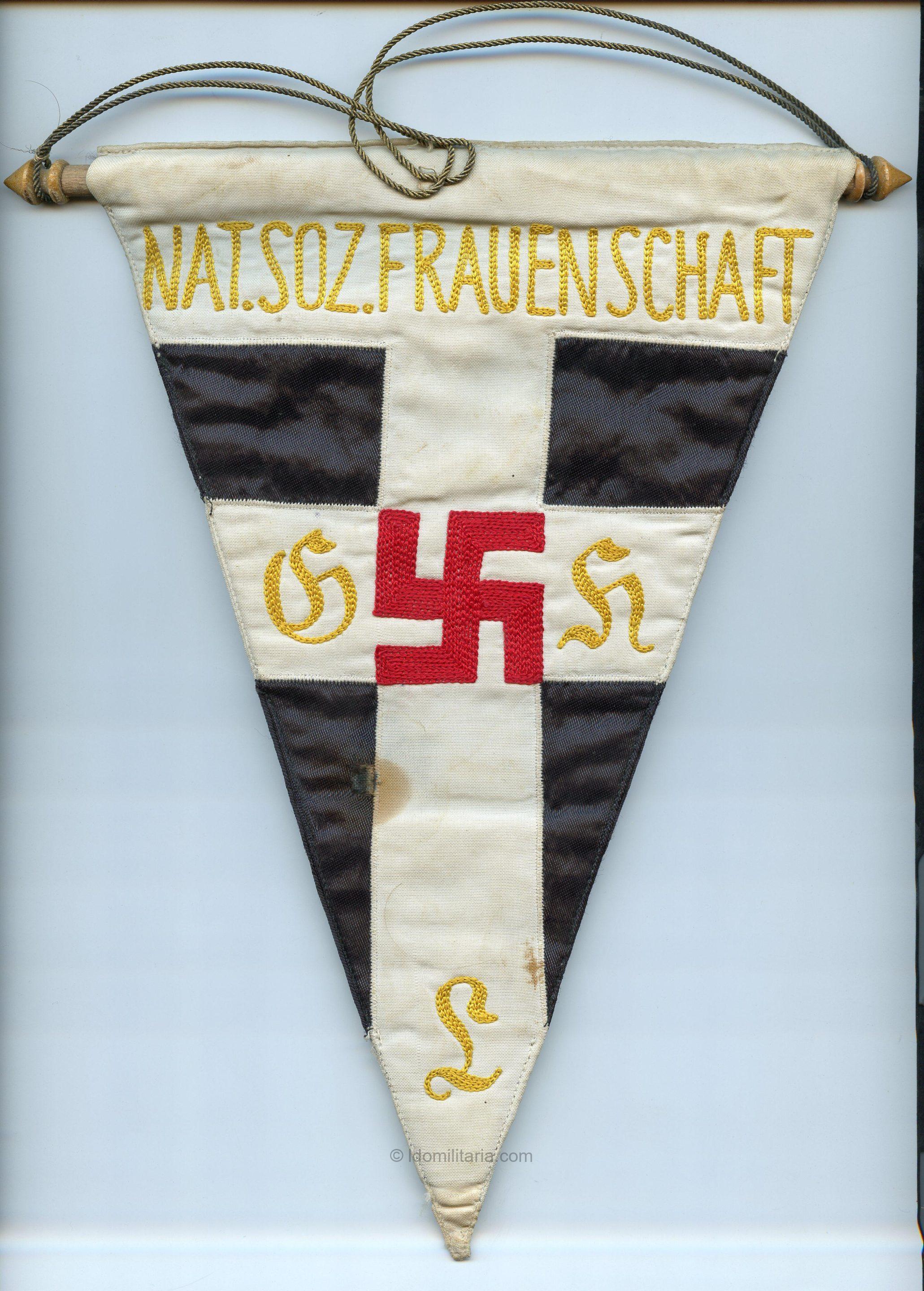 Nat. Soz. Frauenschaft embroidered pendant