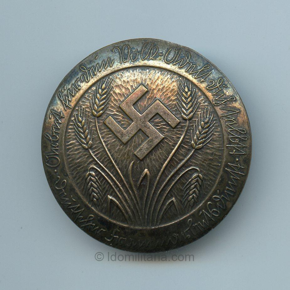 RAD German Women service broche ''31673''