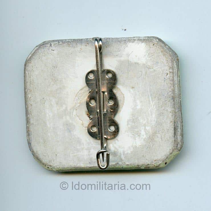 WHW ein Volk ein Reich ein Führer badge - Image 2