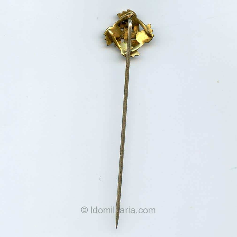 Swastika Symapthie stickpin with oakleaves - Image 2