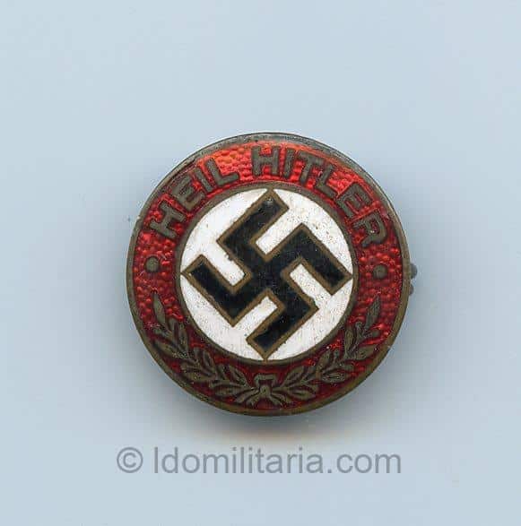 NSDAP Heil Hitler Slogan badge