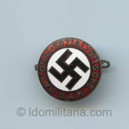 Rare Early NSDAP Membership badge 18mm - R.D.N.D.J.