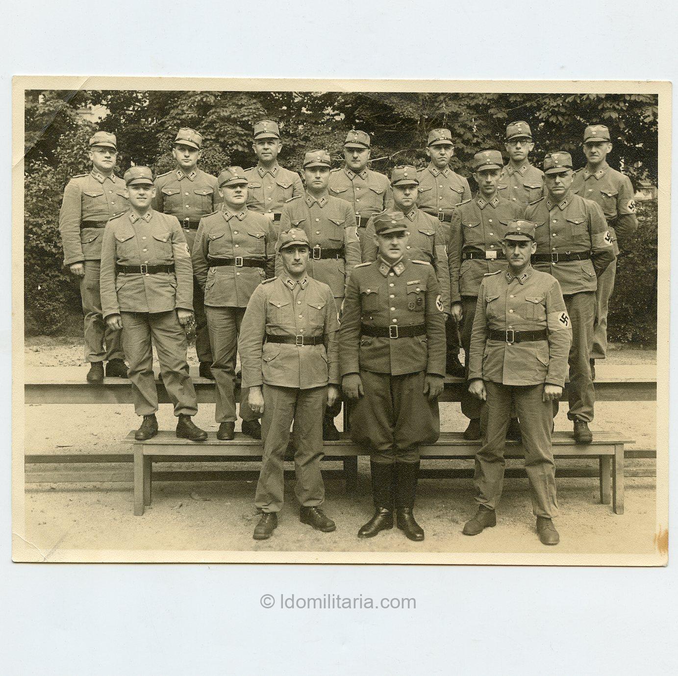 Rare SA Reichsführerschule group photo.