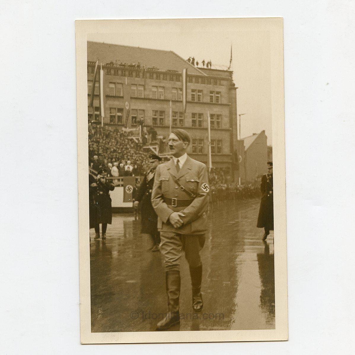 Postcard Hitler walking during rally
