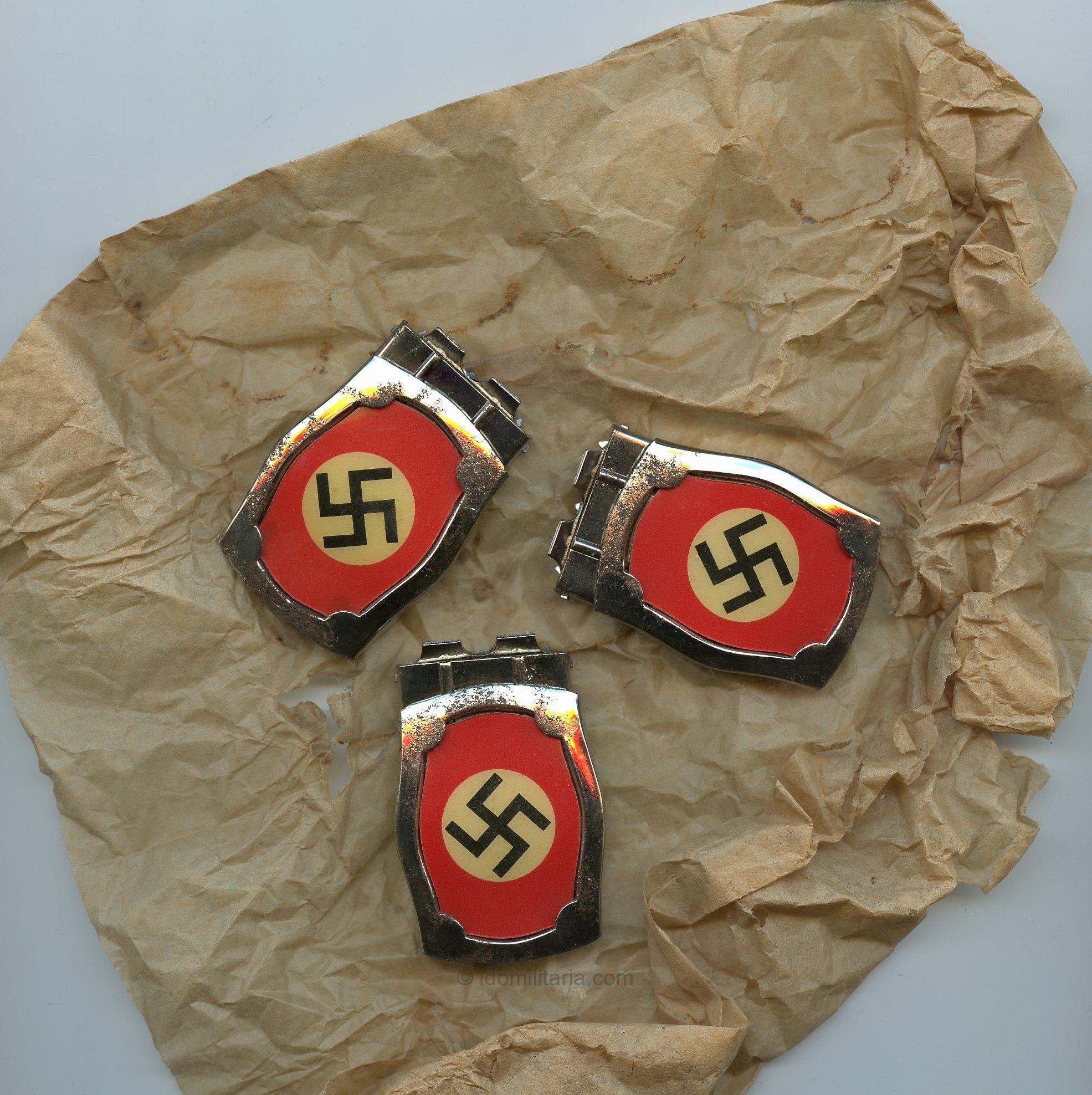 Early NSDAP Sympathie buckle (2)