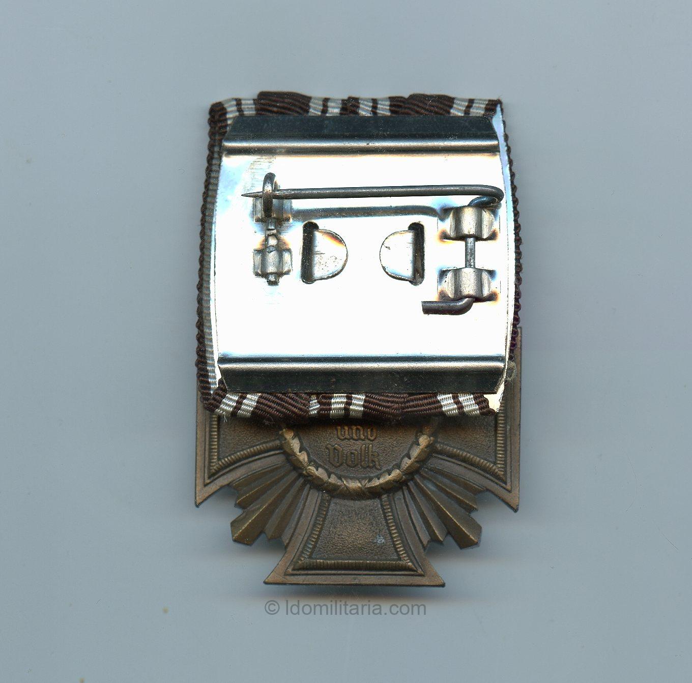 NSDAP 10 year service medal on medalbar - Image 2