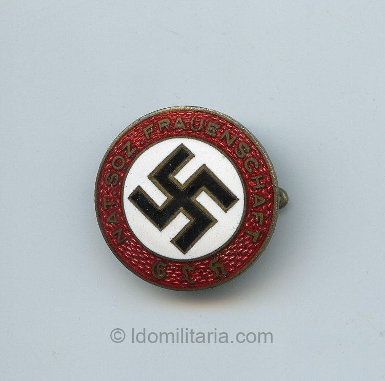 NSDAP Frauenschaft G.L.H badge – Ges. Gesch.