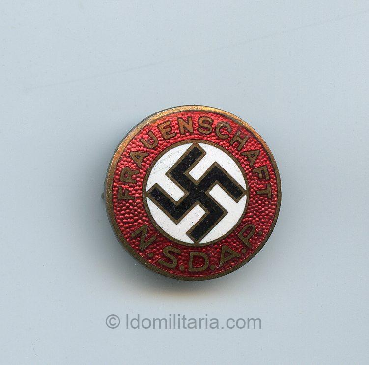 Early NSDAP Frauenschaft Membership badge – Ges. Gesch.