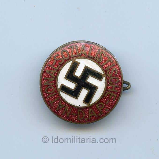 Early NSDAP membership badge - Ges. gesch