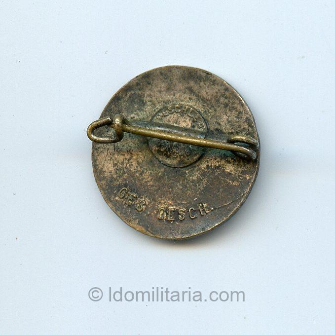 Early NSDAP Membership badge – Deschler & Söhn, München - Image 2