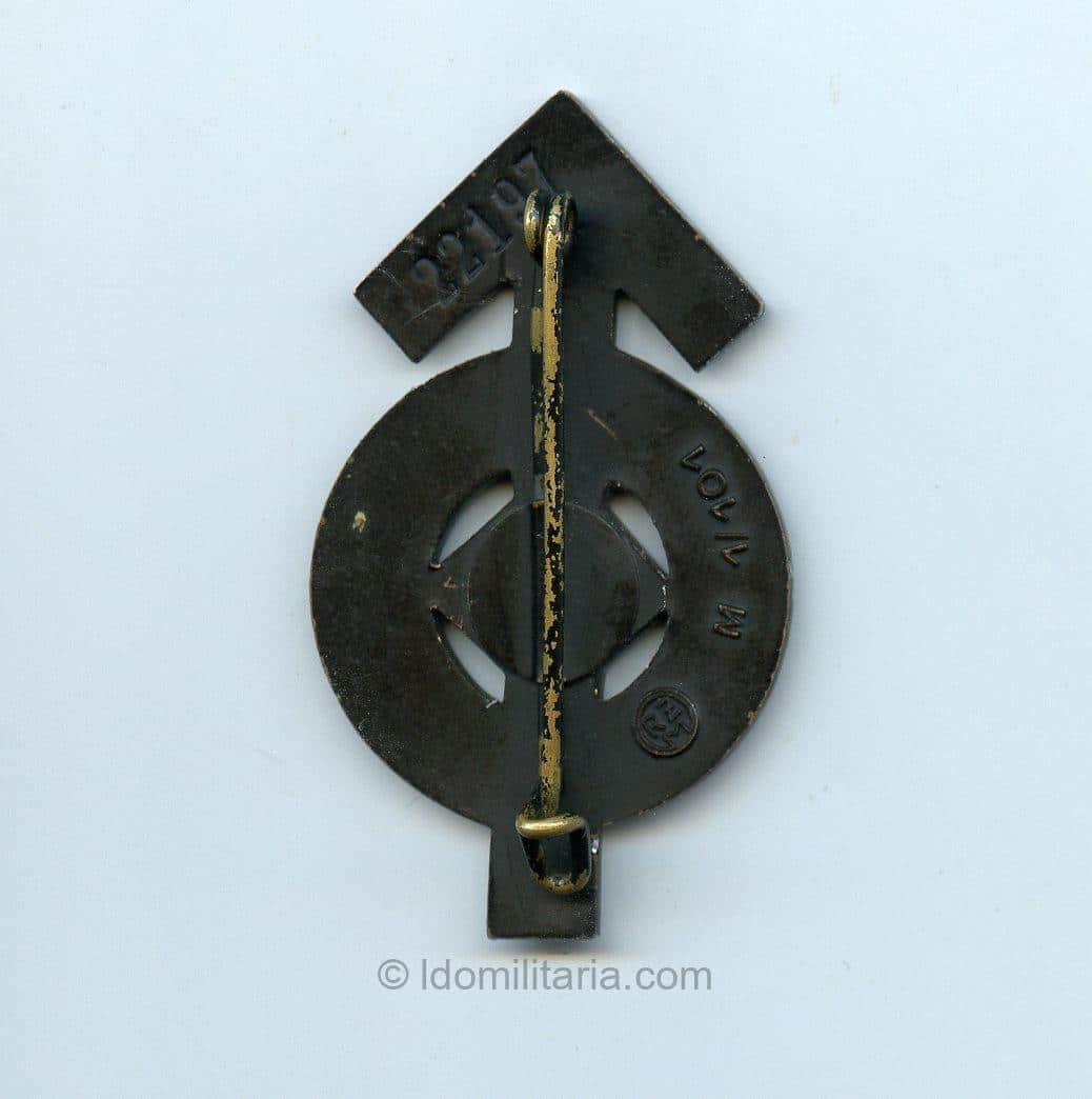 HJ sports badge in black – Number 22197 - Image 2