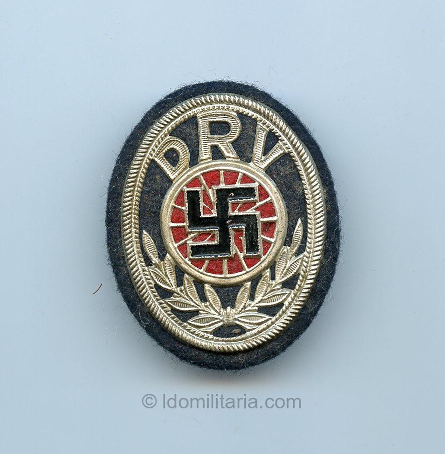 DRV (Deutscher Radfaher Verband) visor cap insignia.
