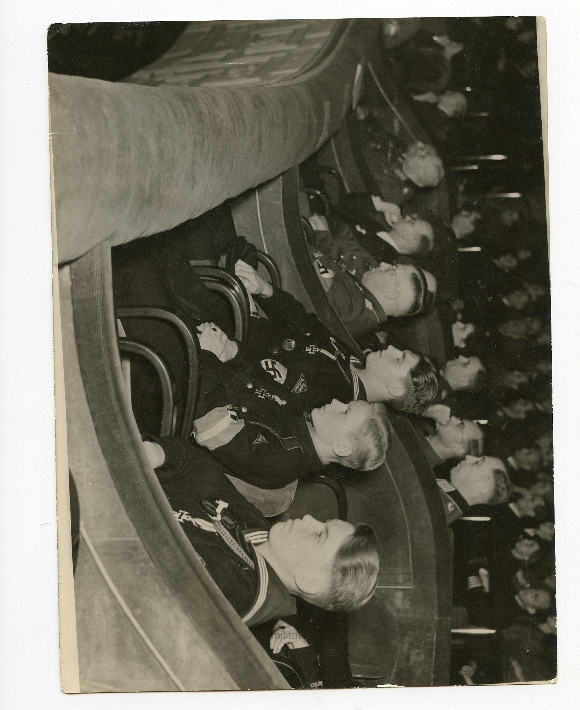 Original WWII German Press Photograph – Marine Hitler Youth (HJ) Boys with Bann Seefahrt Insignia