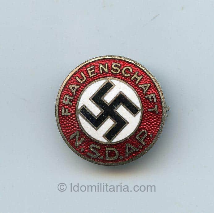 Early NSDAP Frauenschaft Membership badge – Ges. Gesch.
