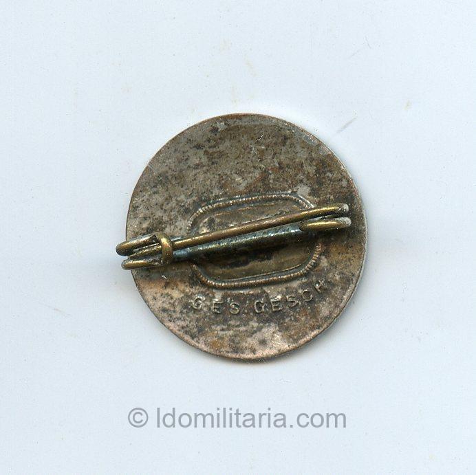 Early NSDAP Frauenschaft Membership badge – Ges. Gesch. - Image 2
